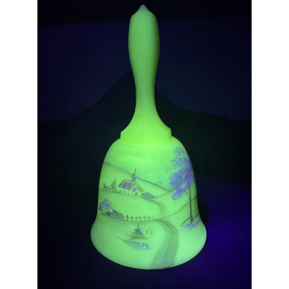 Fenton Custard Uranium Hand Painted Princess House Collector's Edition Bell 1980